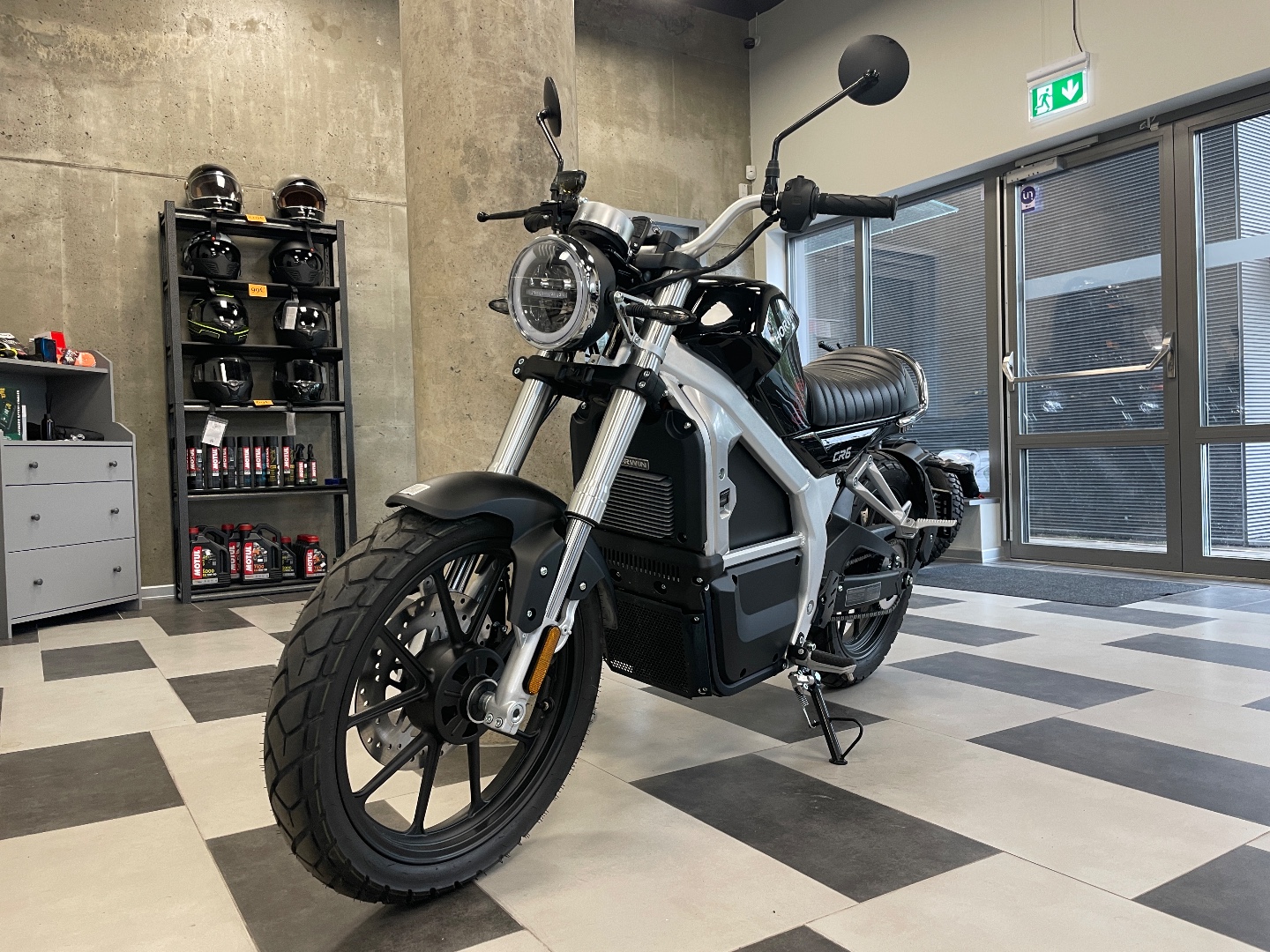 Horwin CR6 — jauns elektromotocikls, 2023