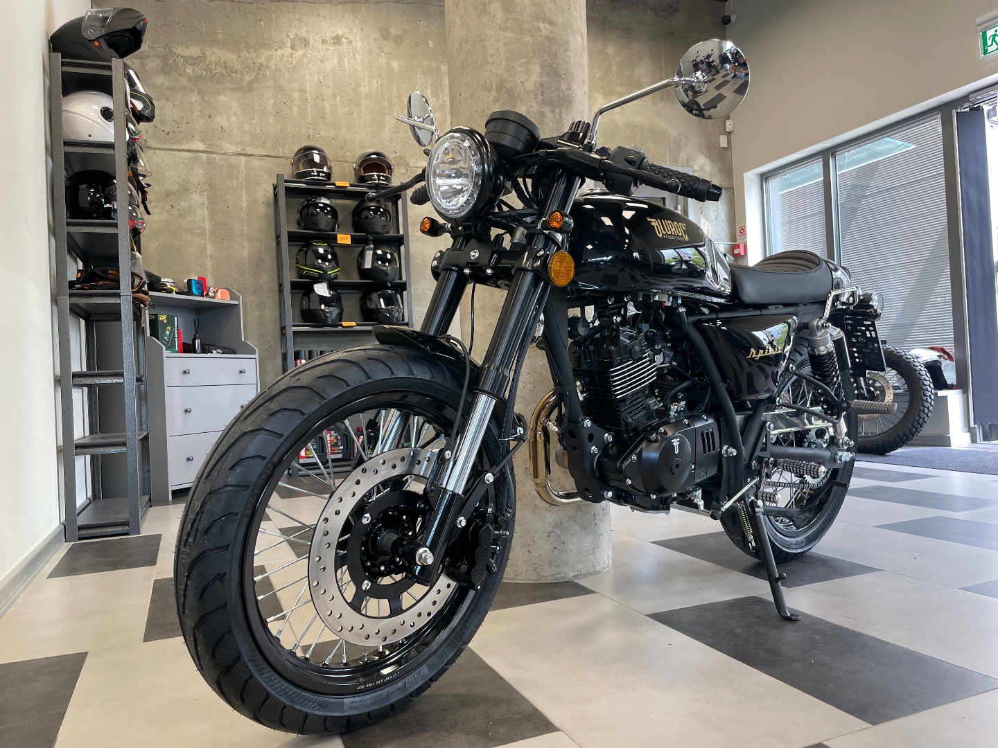 Bluroc Spirit 125, 2023 — klasisks motocikls