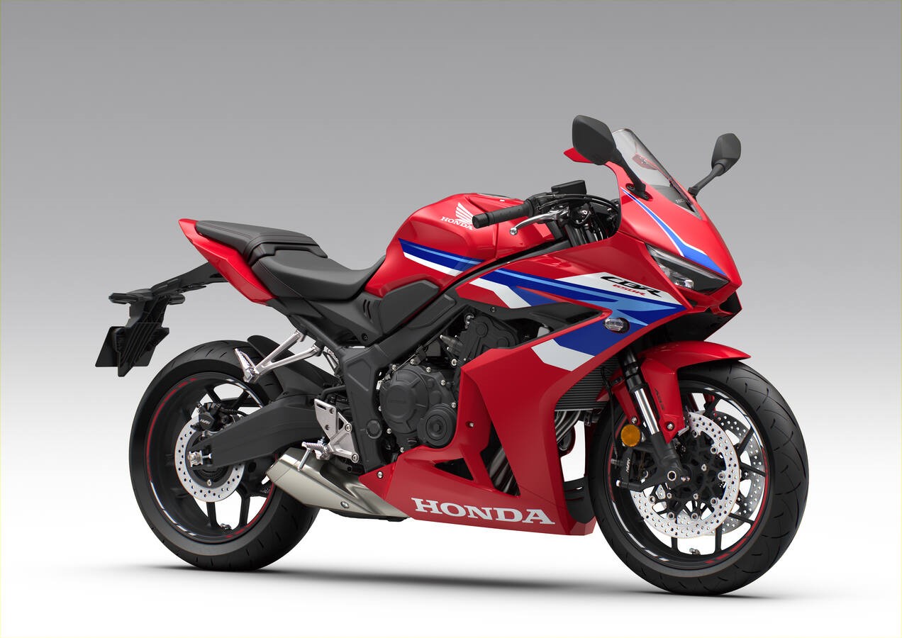 Honda CBR650R ABS ar manuālo sajūgu