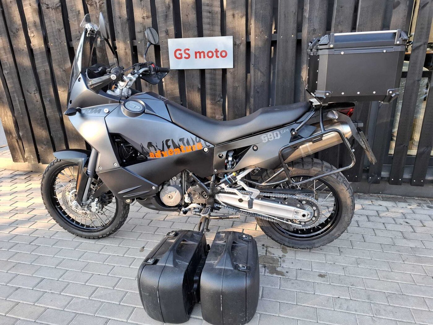 KTM 990 Adventure, 2006