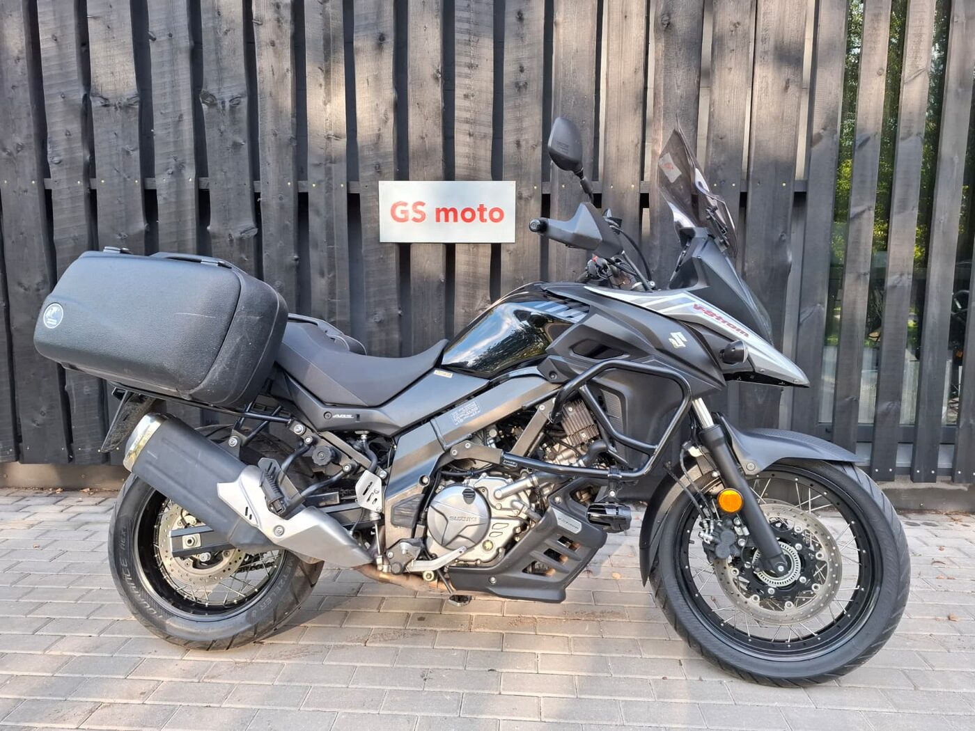 Suzuki DL650, 2017