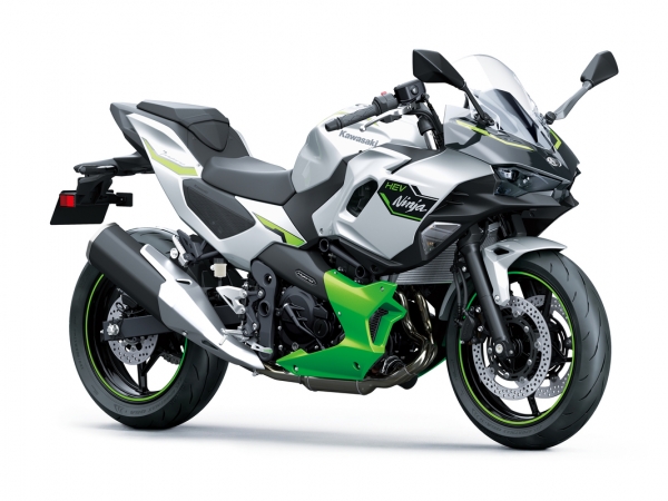 Kawasaki Ninja 7 Hybrid — 2025