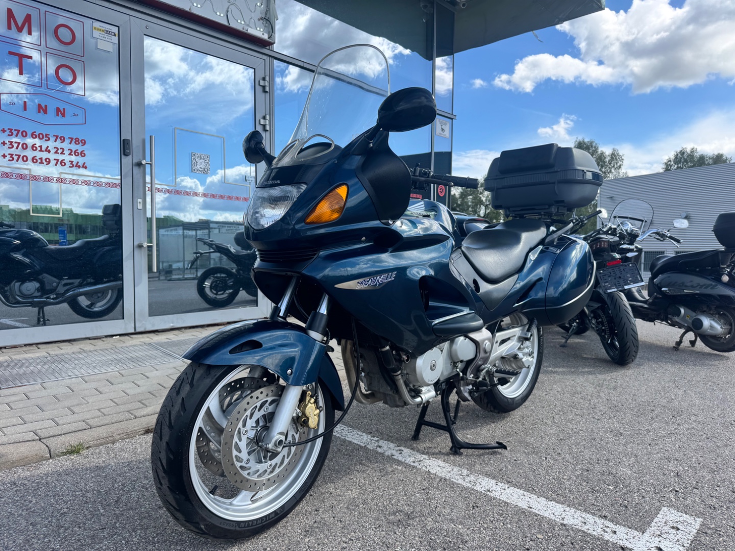 Honda NT650, 2001 — три кофра