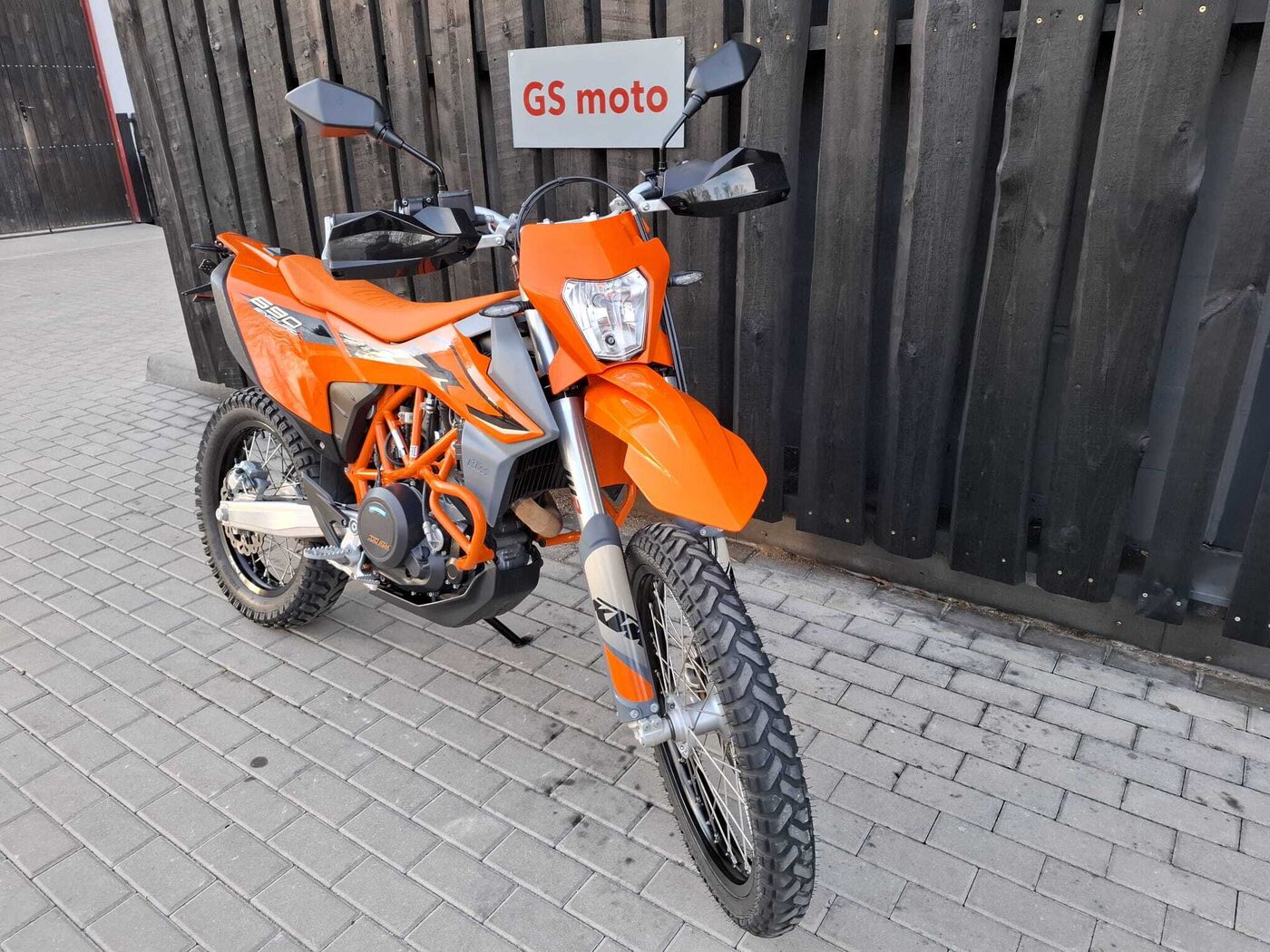 KTM 690 R, 2024
