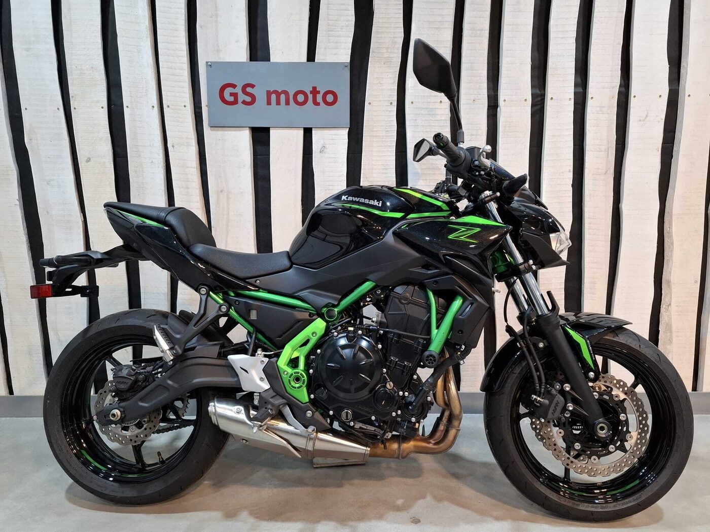 Kawasaki Z650, 2025