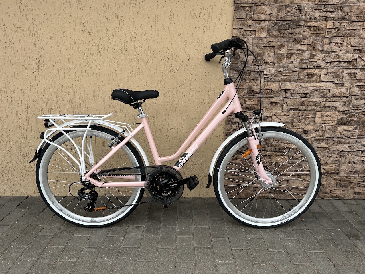 Storm Marathon 2.0 26″ — jauns, rozā, M rāmis