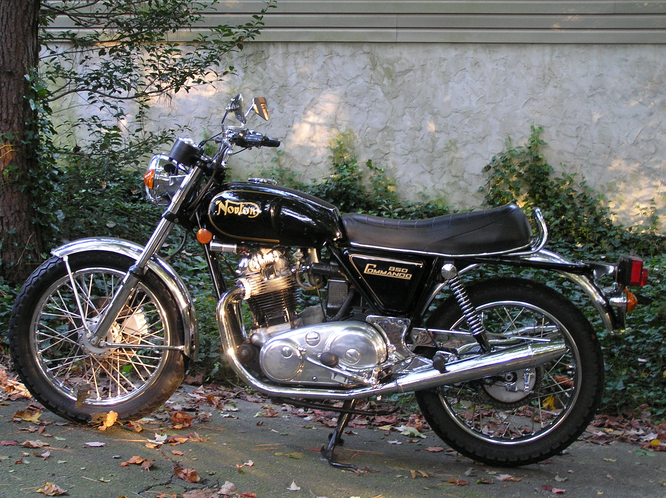 Black 1973 Norton Commando 850 photographed in 2004
